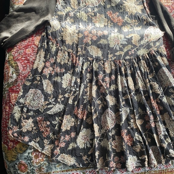 𝅺altar’d State Used Small  Smoky Grey Small Tunic - Picture 3 of 9